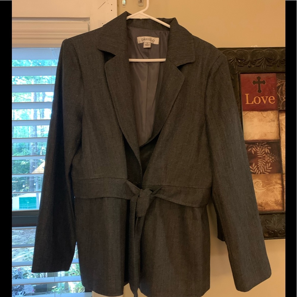 Danillo front tie jacket